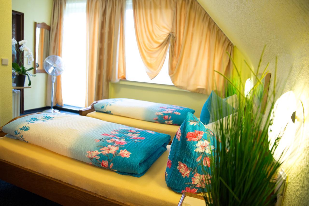 Hotel Zur Bruecke 크레펠트 외부 사진